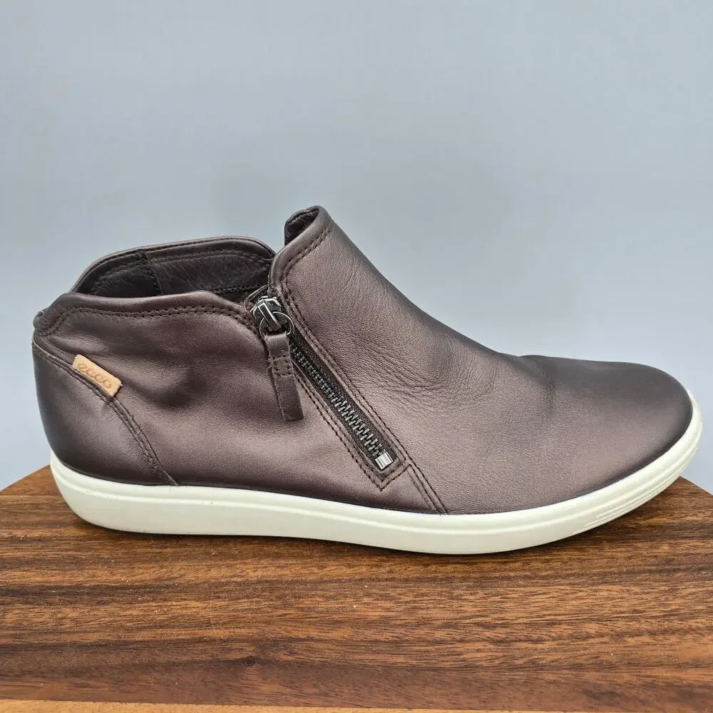 Ecco Soft 7 Low Booties Womens 11 42 Bronze Metallic Leather Zip Up Boots Shoes